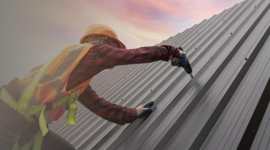 Expert top industrial roofings services in Rhodes, MI